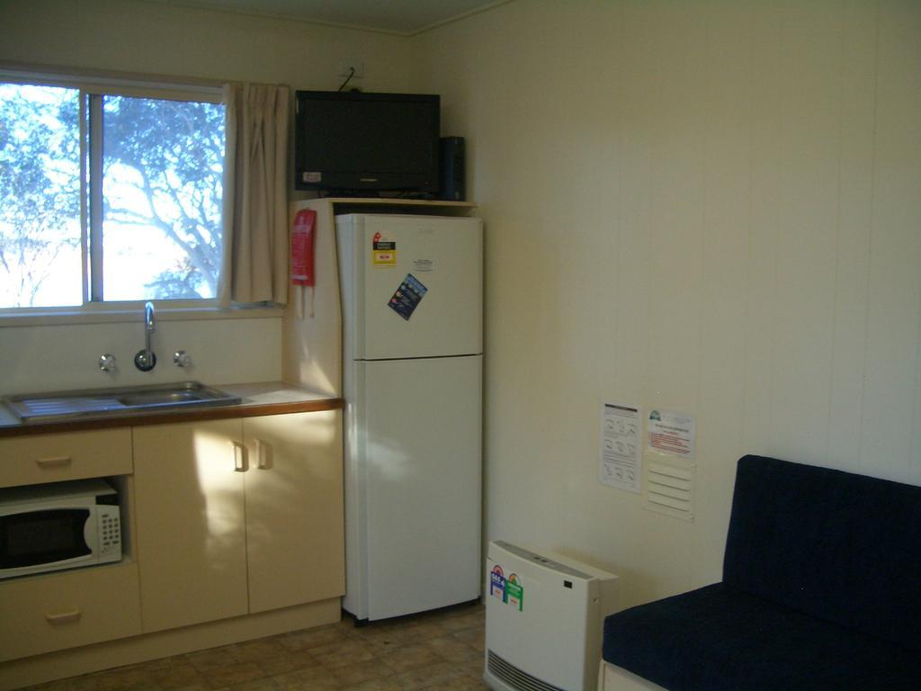 Rainbow Pines Tourist Caravan Park Adaminaby Ngoại thất bức ảnh